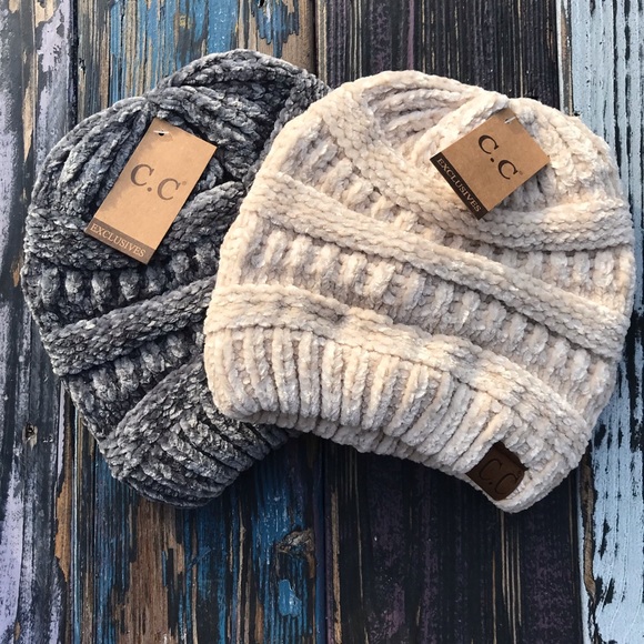 🎁One Left - Gray 🎁C.C Chenille Beanie - Picture 7 of 8